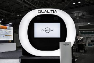 展示会ブースデザイン事例 IT-WEEK 2019 関西　クオリティア社の展示ブース (10)