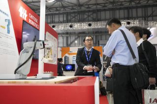 展示会ブースデザインと装飾の実例-2019 国際ロボット展 ”チトセロボティクス” 会場の様子 (10)