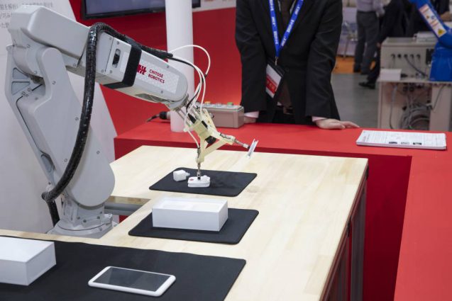 展示会ブースデザインと装飾の実例-2019 国際ロボット展 ”チトセロボティクス” 会場の様子 (8)